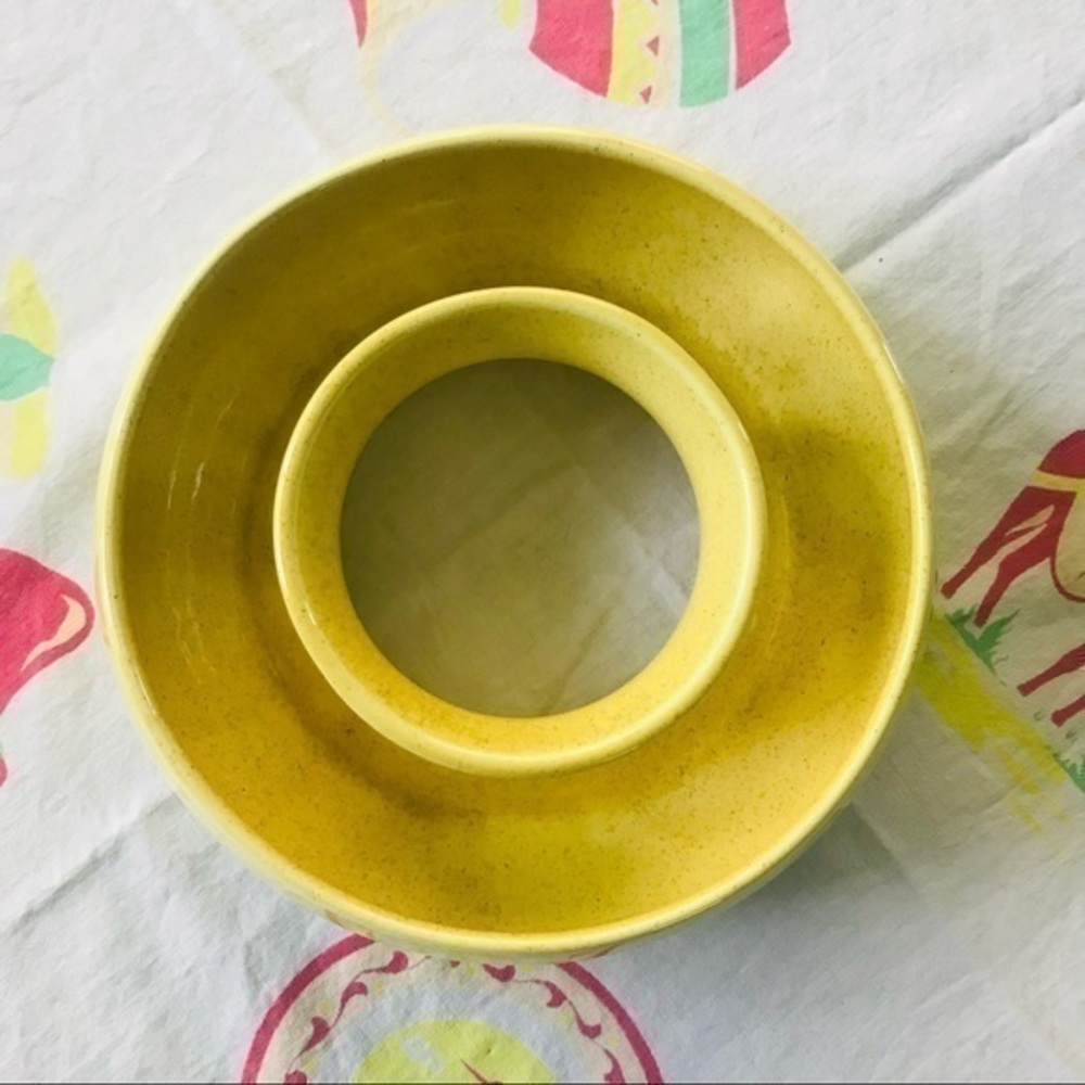 RARE Red Wing Pansy Bowl M. 1523 Shiny Yellow Speckled Glaze💛